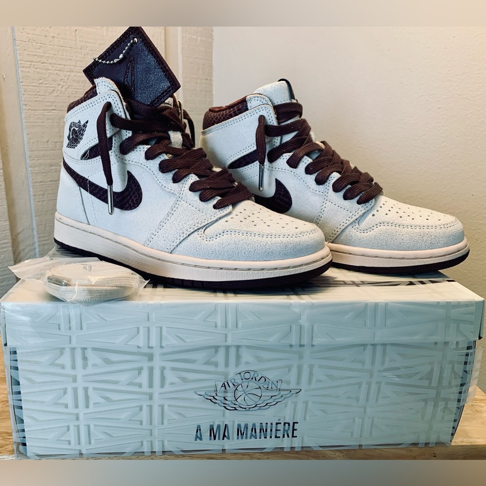Air Jordan A Ma Maniere Sneakers